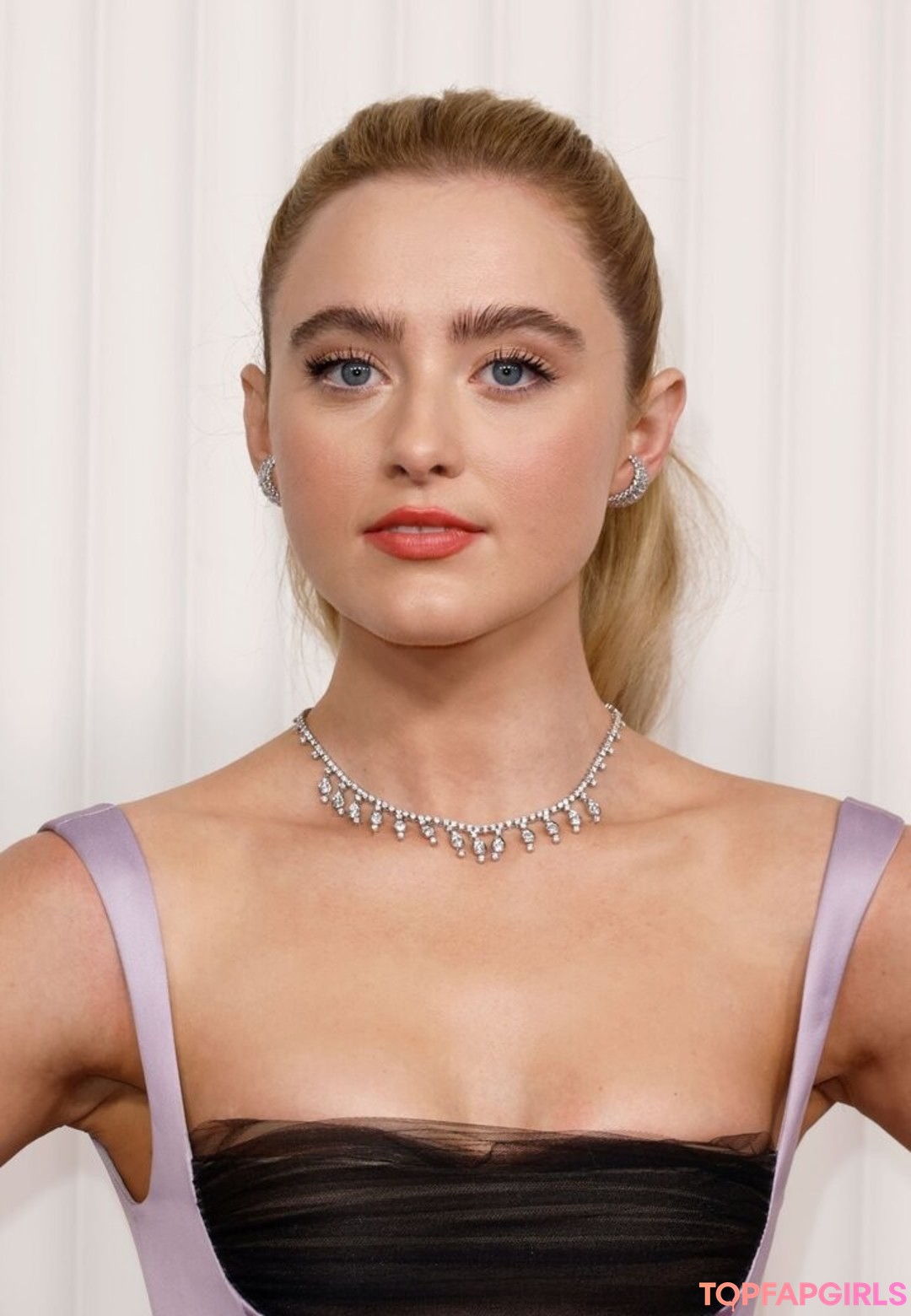 Foto desnuda filtrada de OnlyFans de Kathrynton #198 Foto desnuda filtrada de OnlyFans de Kathrynton #198