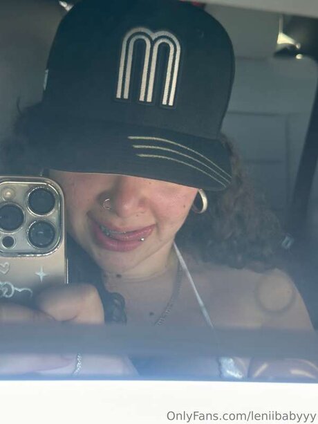 Foto desnuda filtrada de OnlyFans de Leniibabyyy