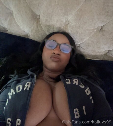 Foto desnuda filtrada de OnlyFans de Kailuvs99