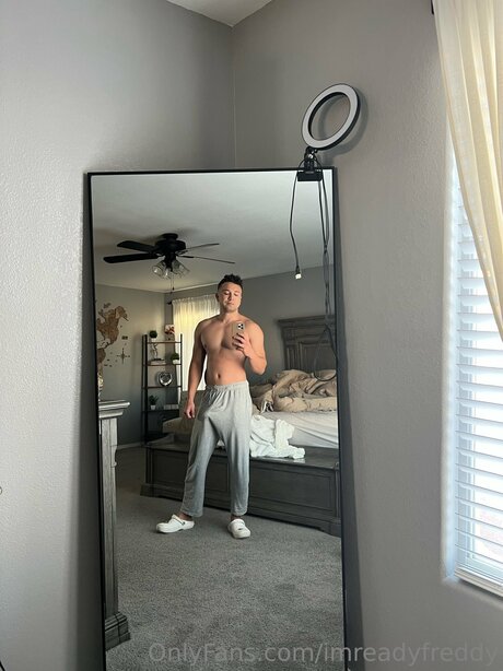 Foto desnuda filtrada de OnlyFans de Imreadyfreddy