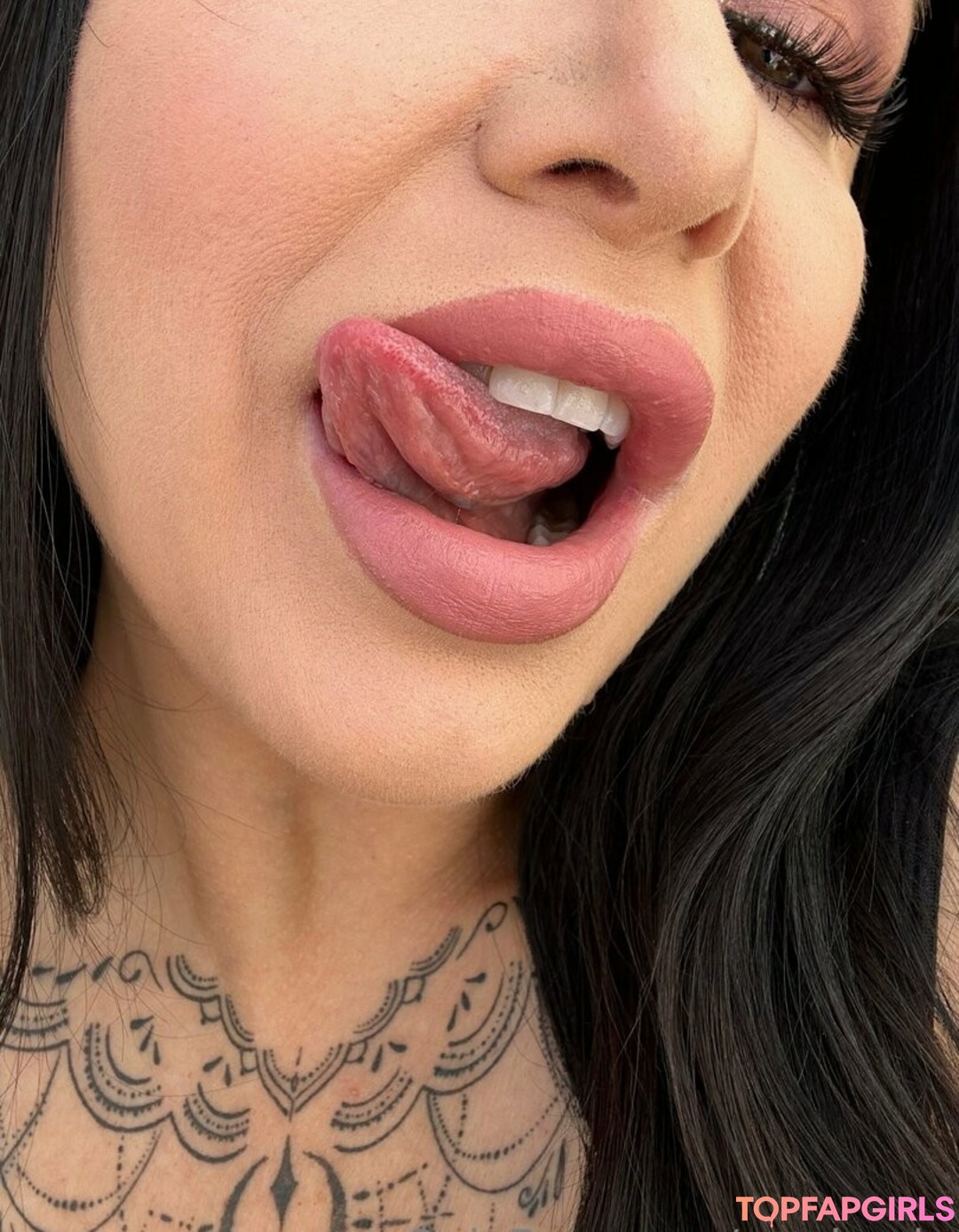 Foto desnuda filtrada de OnlyFans de Romi Rain #1008