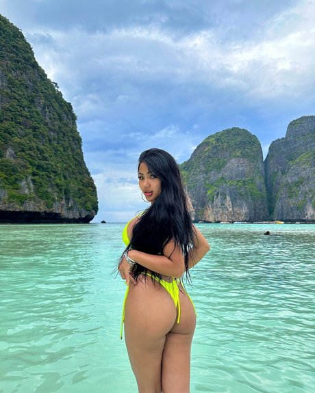 Praew Phatcharin