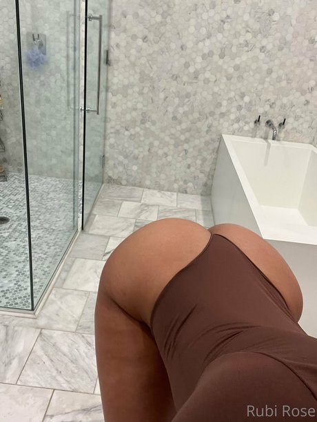 Rubi Rose