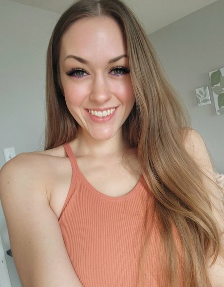 Lindsey Love