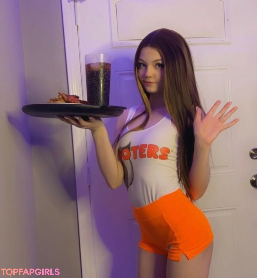 Foto desnuda filtrada de OnlyFans de Strawbeariemilkk #1195