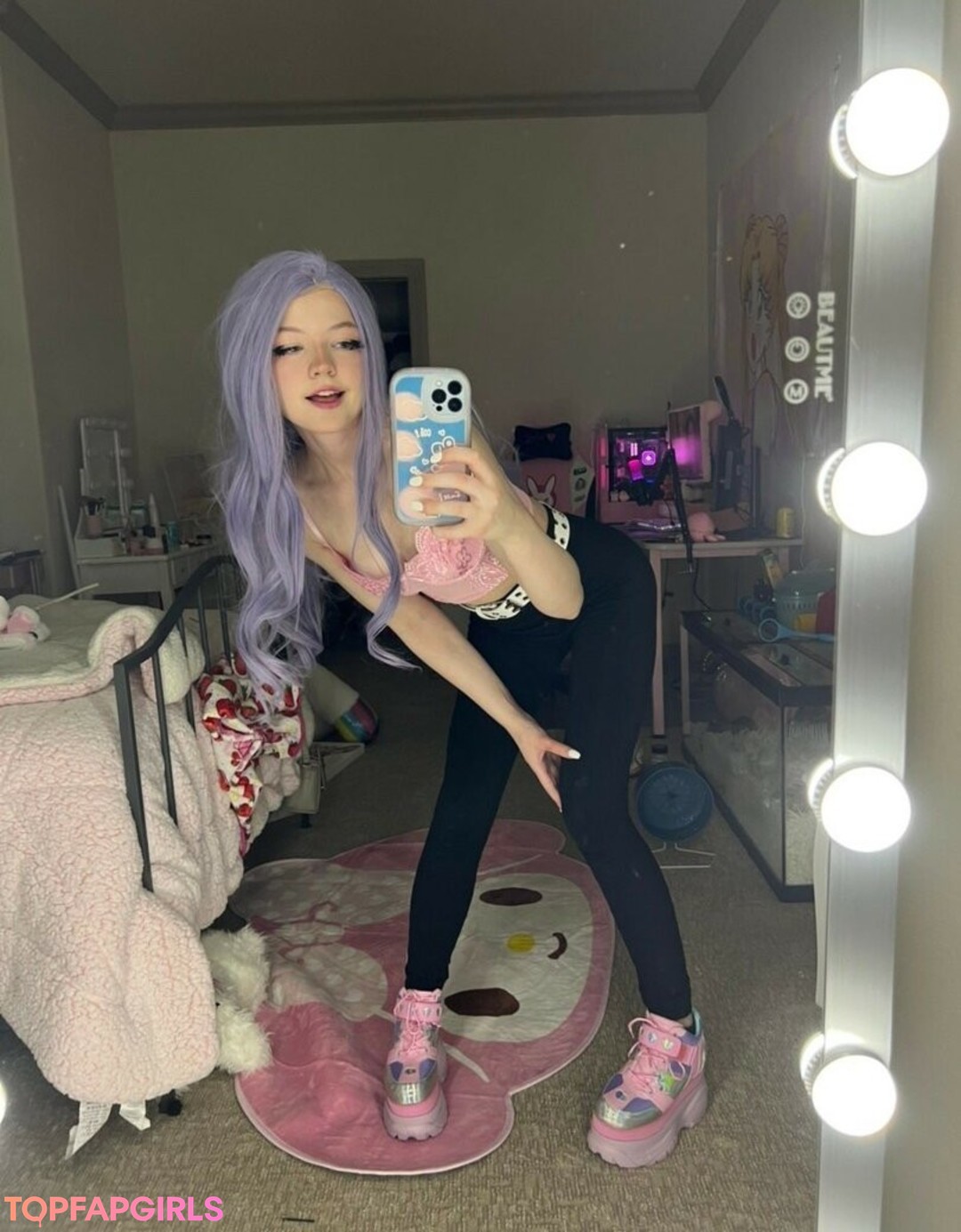 Foto desnuda filtrada de OnlyFans de Strawbeariemilkk #1342 Foto desnuda filtrada de OnlyFans de Strawbeariemilkk #1342