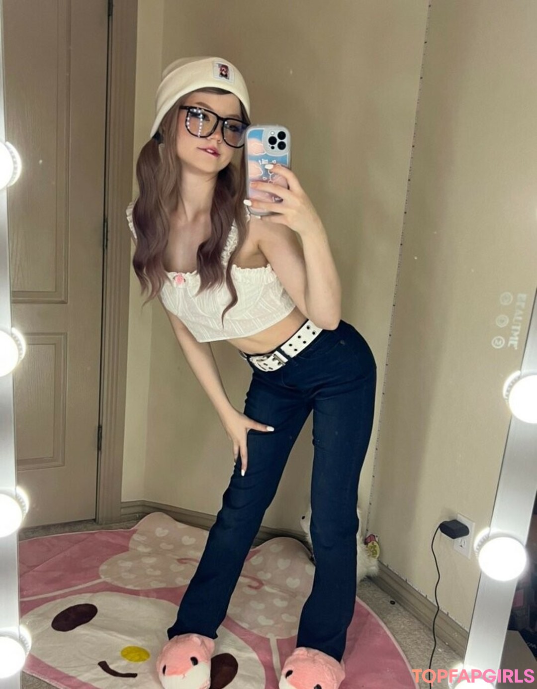 Foto desnuda filtrada de OnlyFans de Strawbeariemilkk #1380 Foto desnuda filtrada de OnlyFans de Strawbeariemilkk #1380