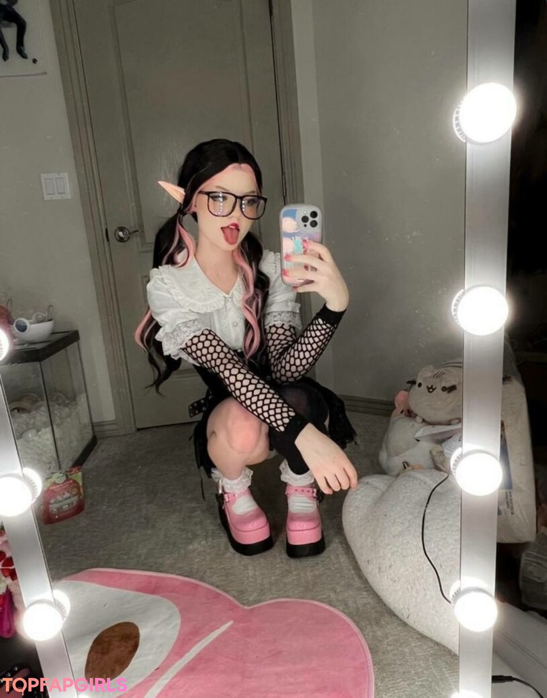 Foto desnuda filtrada de OnlyFans de Strawbeariemilkk #1545 Foto desnuda filtrada de OnlyFans de Strawbeariemilkk #1545