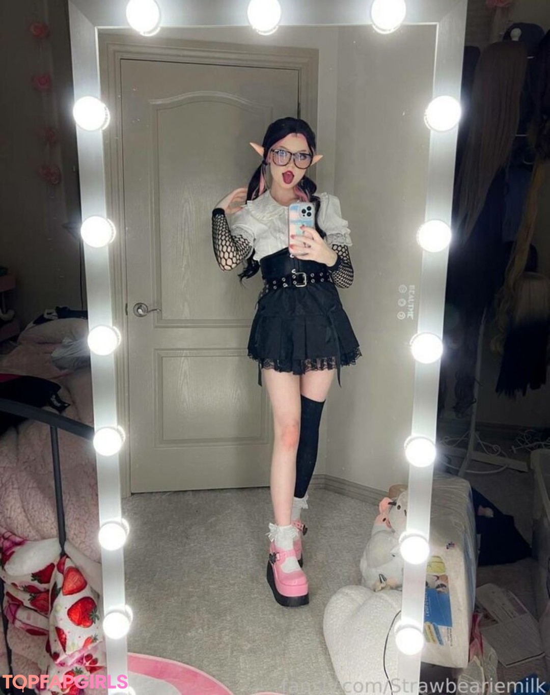 Foto desnuda filtrada de OnlyFans de Strawbeariemilkk #1548