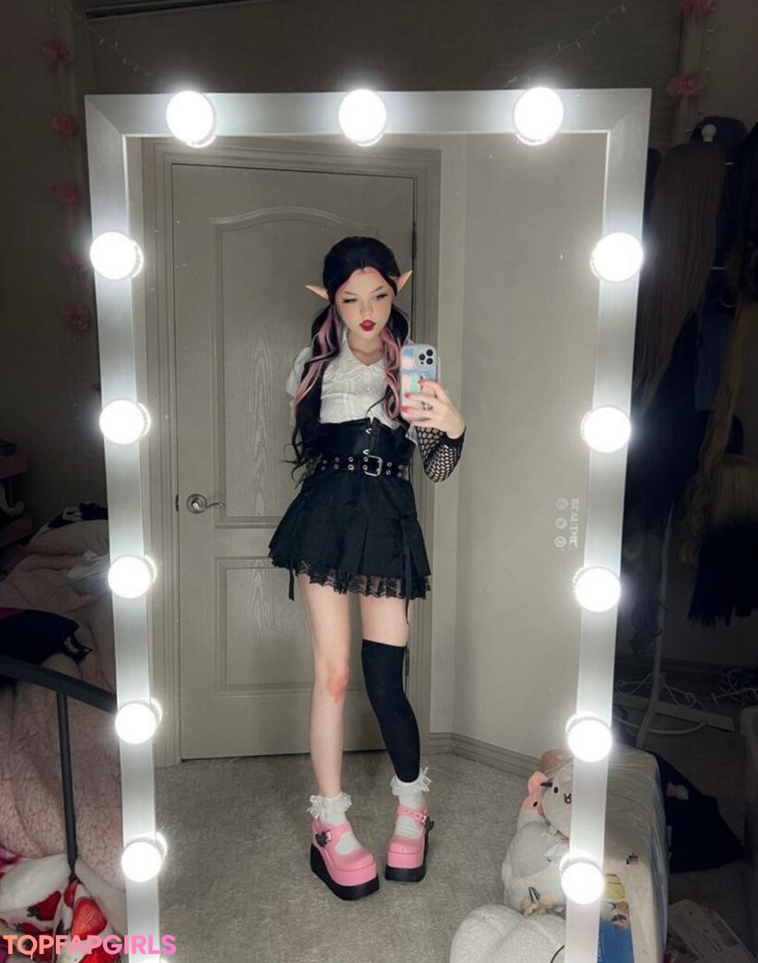 Foto desnuda filtrada de OnlyFans de Strawbeariemilkk #1559