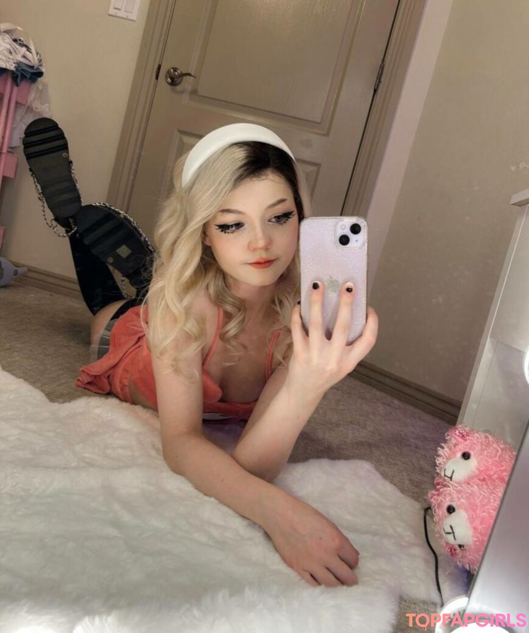 Foto desnuda filtrada de OnlyFans de Strawbeariemilkk #2121 Foto desnuda filtrada de OnlyFans de Strawbeariemilkk #2121