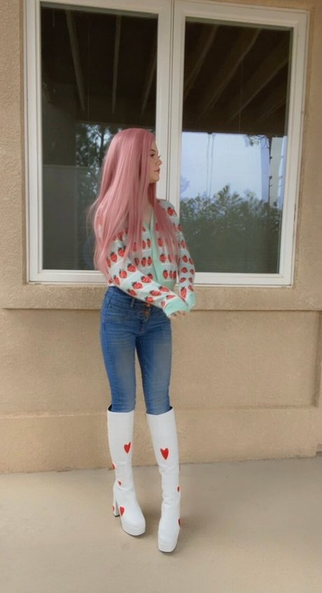 Strawbeariemilkk