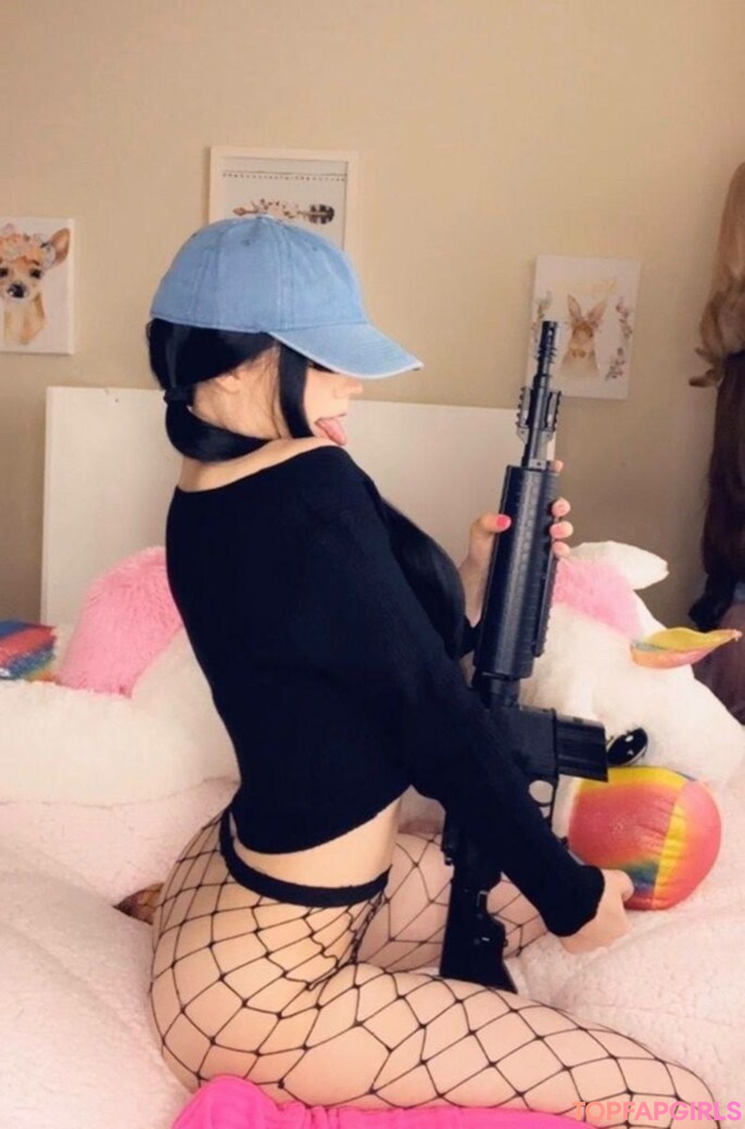 Foto desnuda filtrada de OnlyFans de Strawbeariemilkk #914 Foto desnuda filtrada de OnlyFans de Strawbeariemilkk #914