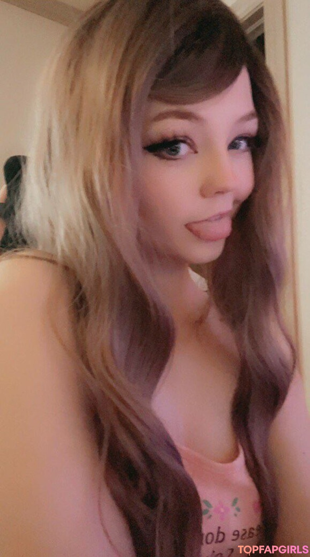 Foto desnuda filtrada de OnlyFans de Strawbeariemilkk #933 Foto desnuda filtrada de OnlyFans de Strawbeariemilkk #933