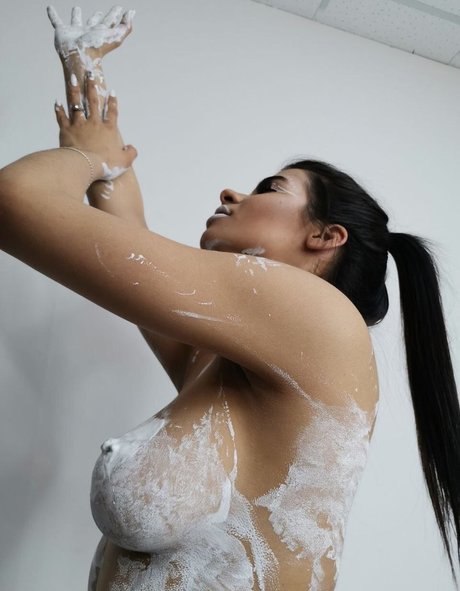 Foto desnuda filtrada de OnlyFans de Anna Mukydza