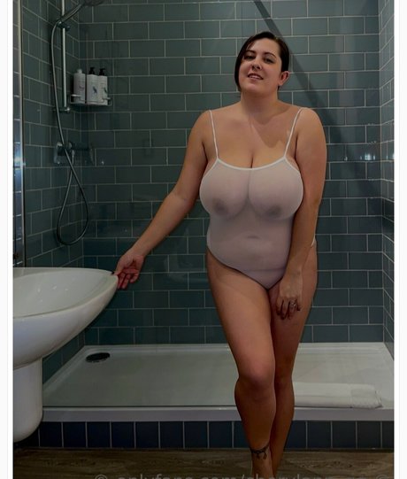 Foto desnuda filtrada de OnlyFans de Cheryl Ann