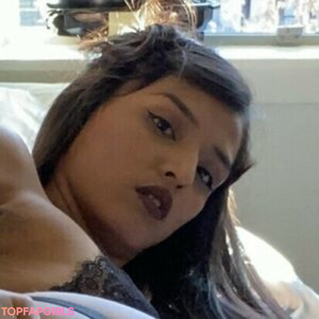 Foto desnuda filtrada de OnlyFans de Carababexx #45 Foto desnuda filtrada de OnlyFans de Carababexx #45