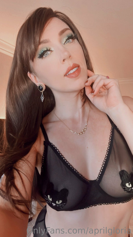 Foto desnuda filtrada de OnlyFans de April Gloria