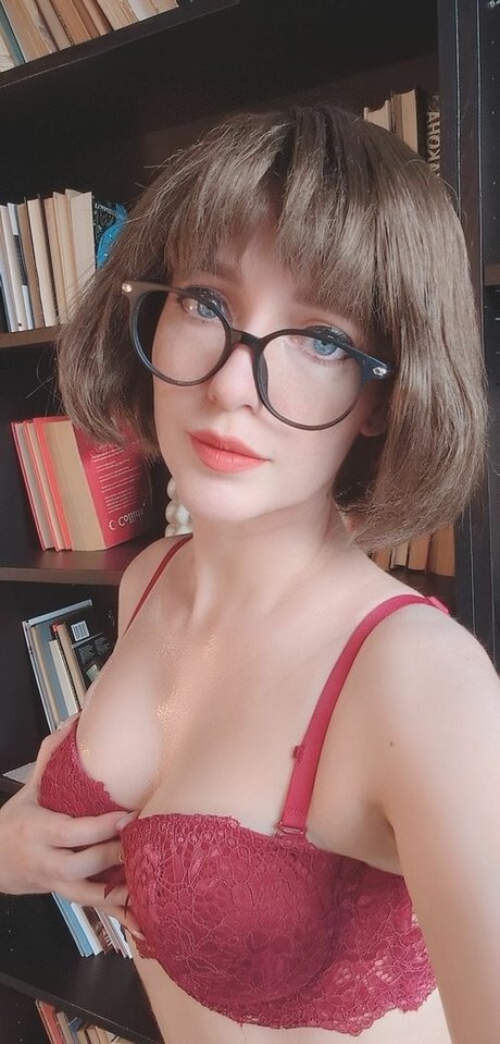 Daria Flora