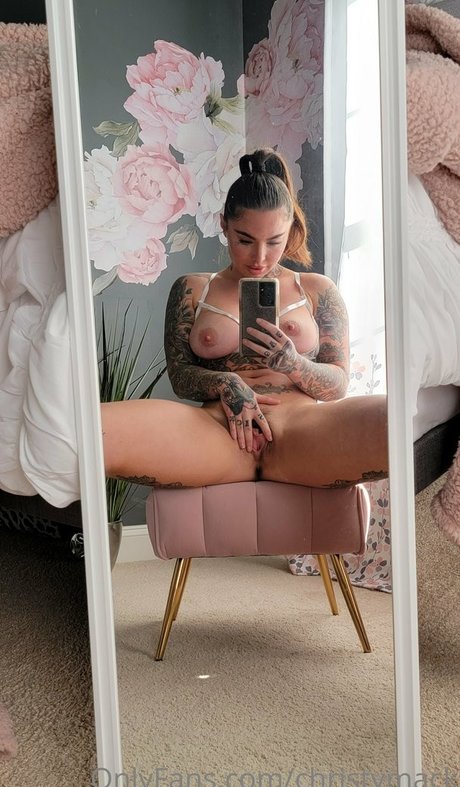 Foto desnuda filtrada de OnlyFans de Christy Mack