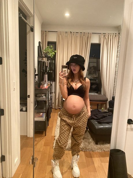 Zoey Luna