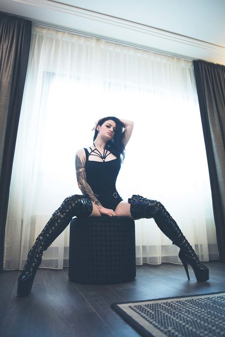 Alissa Noir