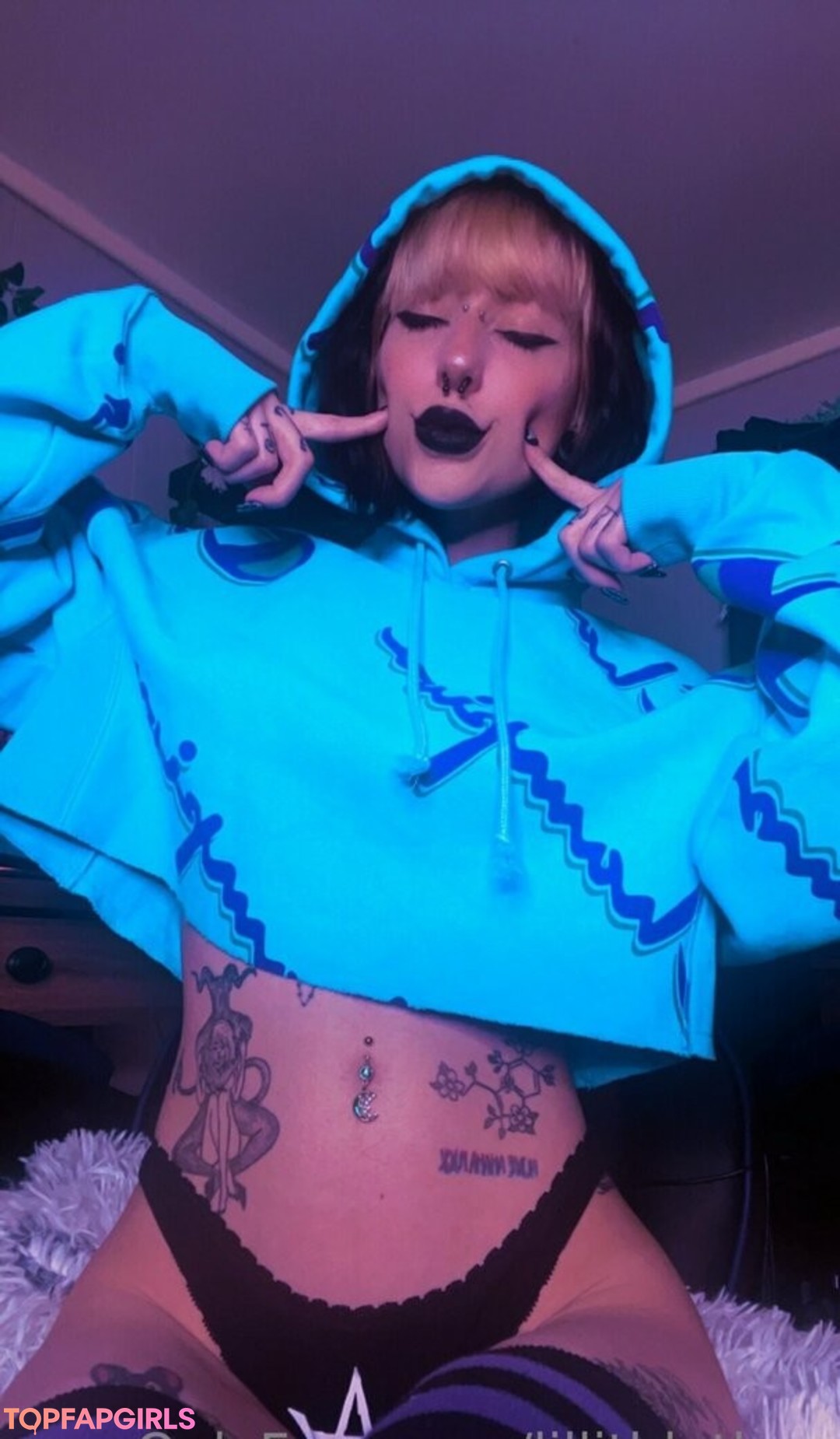 Foto desnuda filtrada de OnlyFans de Stepsislillith #28 Foto desnuda filtrada de OnlyFans de Stepsislillith #28