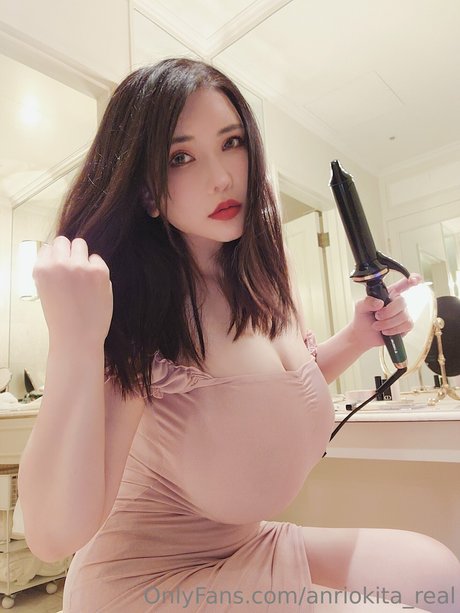 Anri Okita