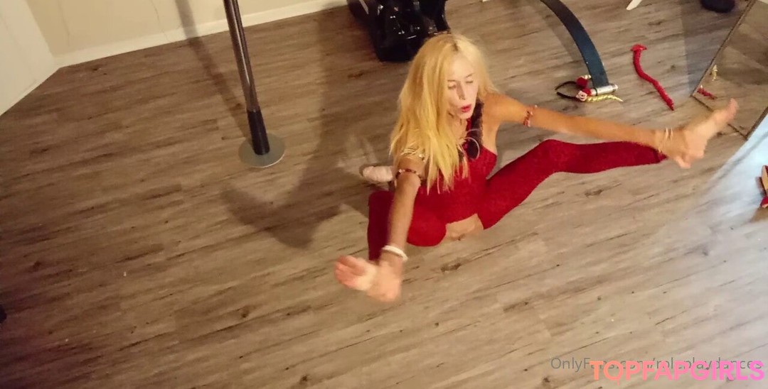 Foto desnuda filtrada de OnlyFans de Role Play Dances #170 Foto desnuda filtrada de OnlyFans de Role Play Dances #170