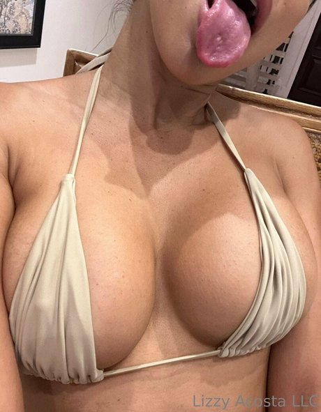 Lizzy Acosta