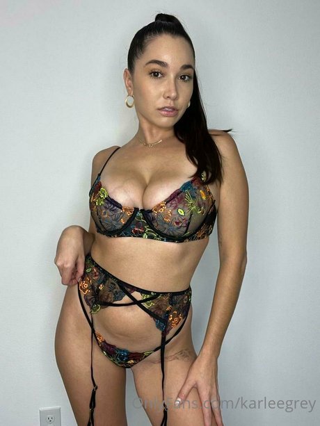 Foto desnuda filtrada de OnlyFans de Karlee Grey