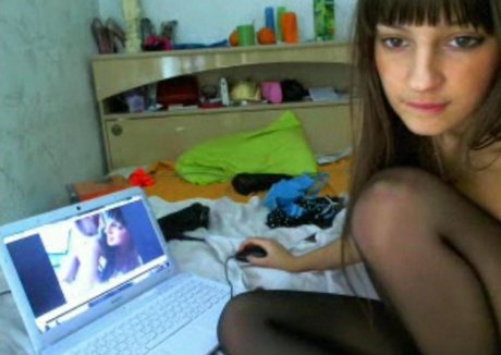 Melena Maria Rya