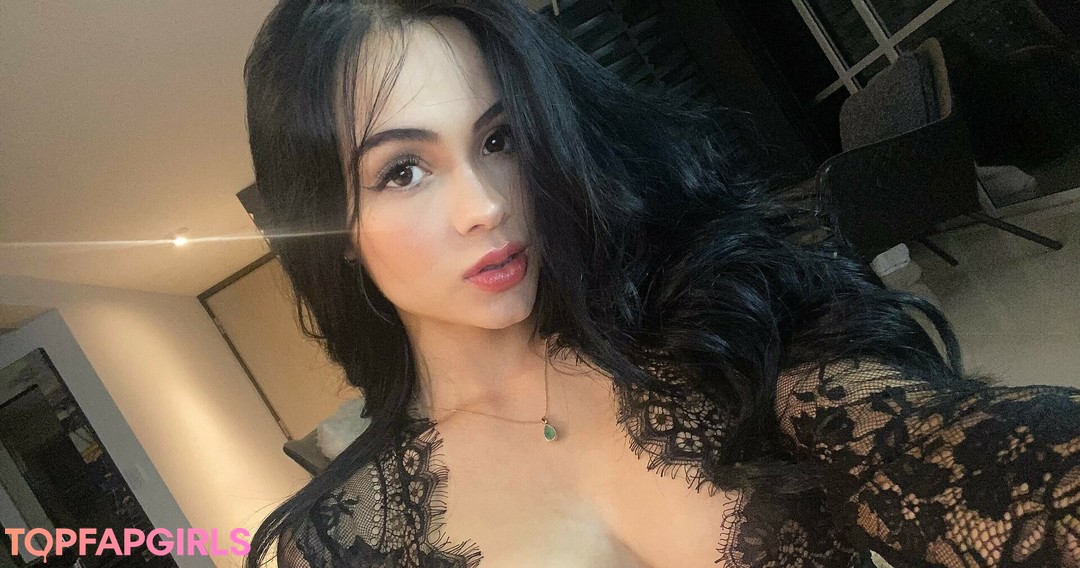 Foto desnuda filtrada de OnlyFans de Lili Jones #198 Foto desnuda filtrada de OnlyFans de Lili Jones #198