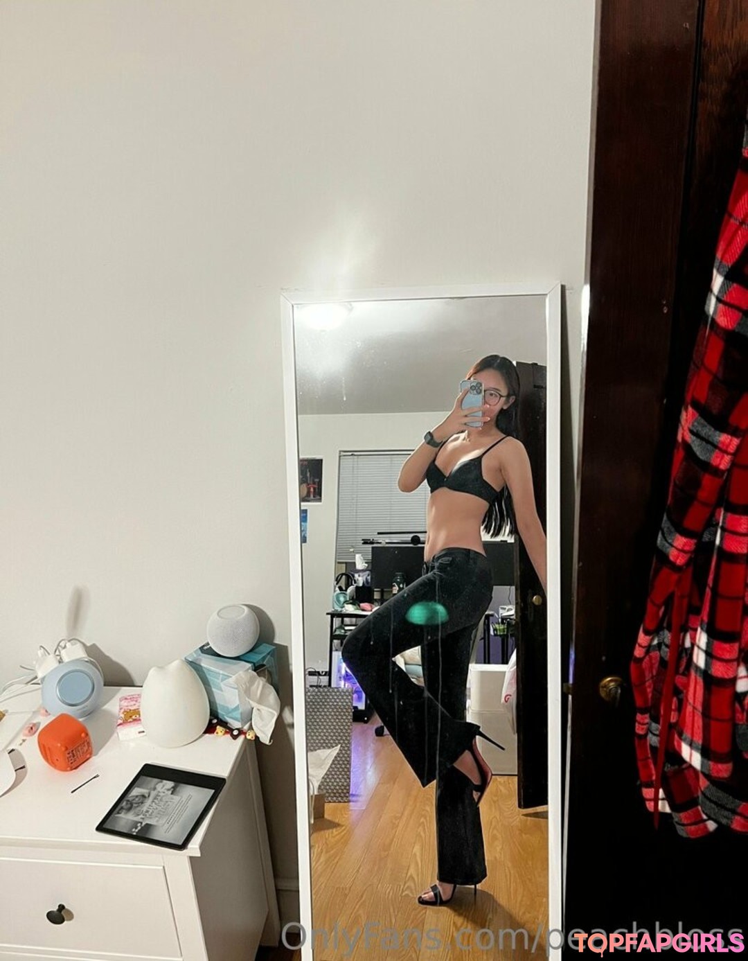 Foto desnuda filtrada de OnlyFans de Peachbloss #166 Foto desnuda filtrada de OnlyFans de Peachbloss #166