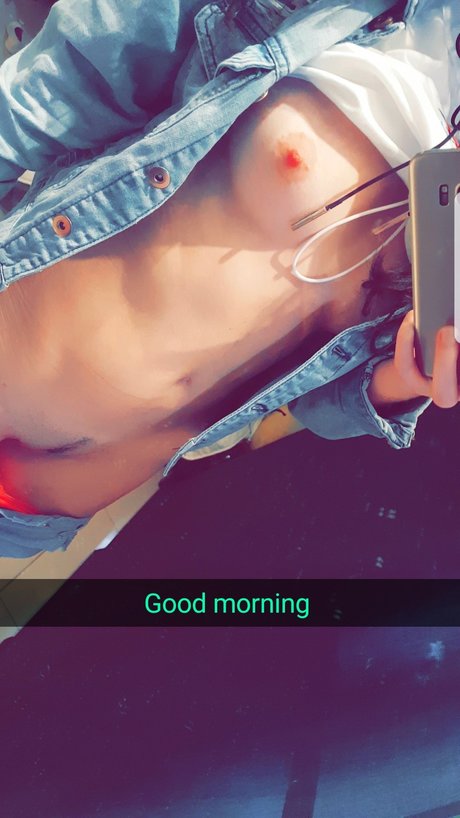 Foto desnuda filtrada de OnlyFans de Holly Shit