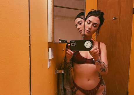 Foto desnuda filtrada de OnlyFans de Grouponboobjob