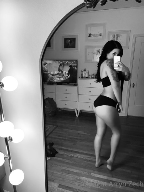 Arryn Zech