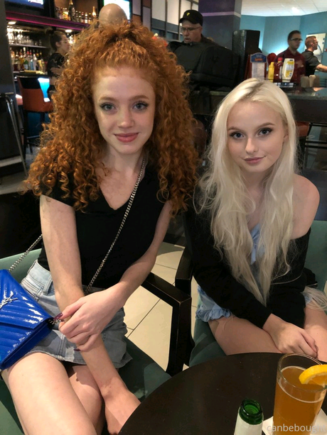 Zoe