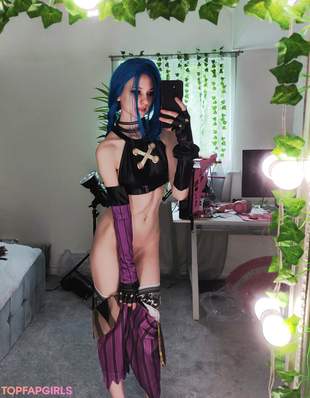 Foto desnuda filtrada de OnlyFans de Little Emo Kitten #331 Foto desnuda filtrada de OnlyFans de Little Emo Kitten #331
