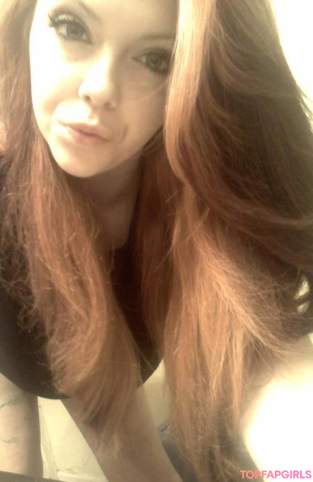 Foto desnuda filtrada de OnlyFans de Ryan Smiles #29 Foto desnuda filtrada de OnlyFans de Ryan Smiles #29