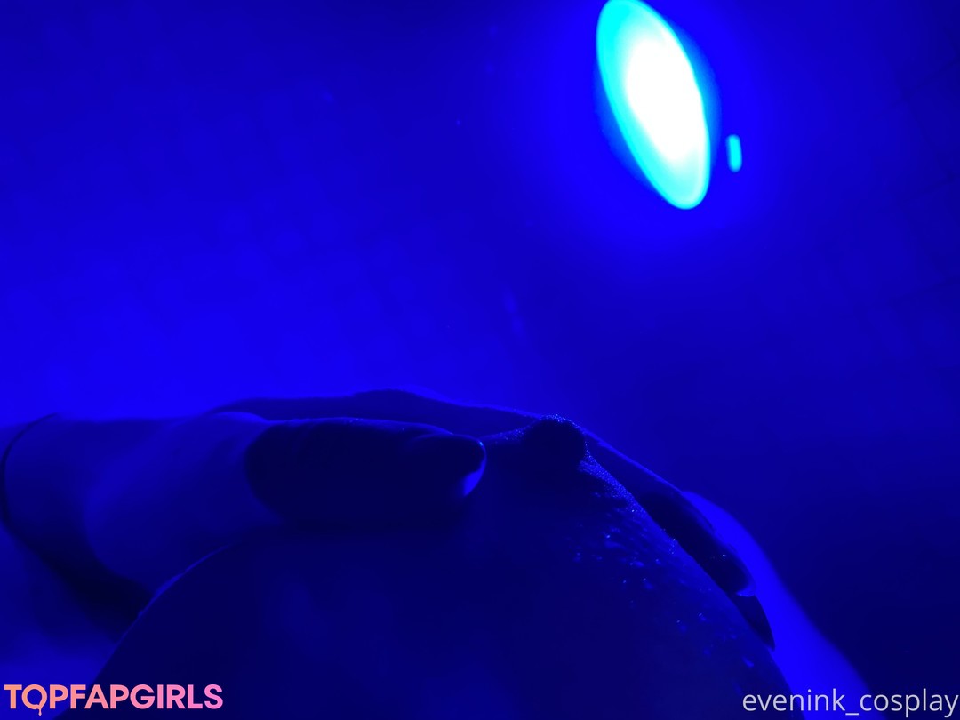 Foto desnuda filtrada de OnlyFans de Evenink #922