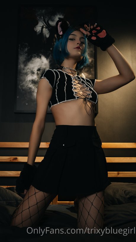 Trixy Blue