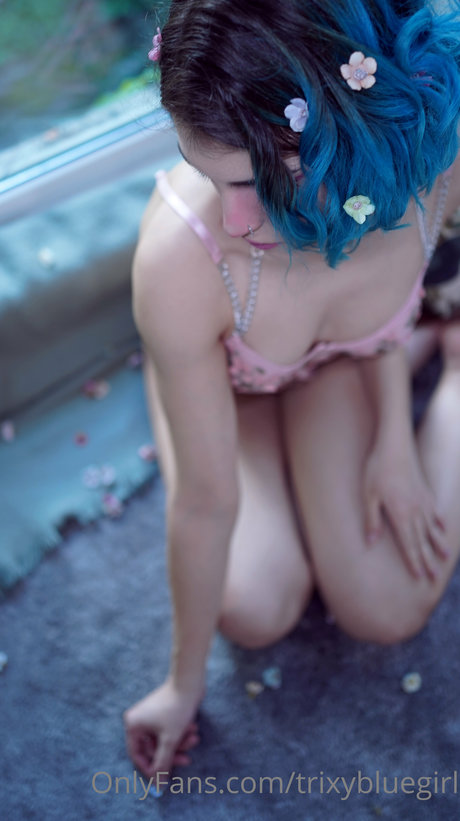 Trixy Blue