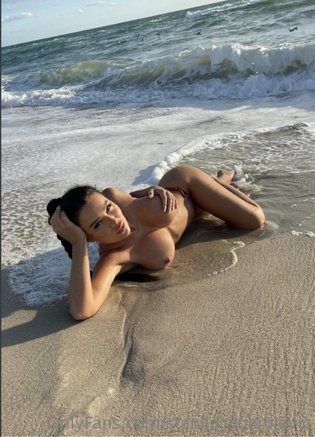 Foto desnuda filtrada de OnlyFans de Stanija Dobrojevic