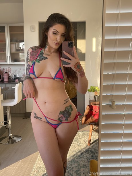 Foto desnuda filtrada de OnlyFans de Oftenelle
