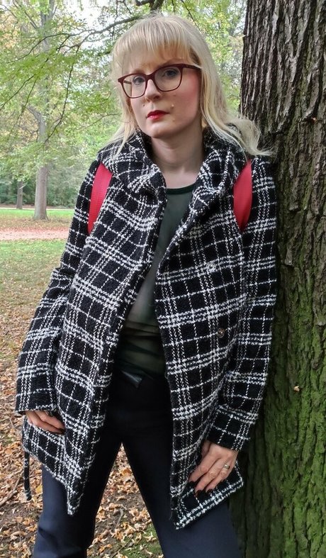 Casey Deluxe