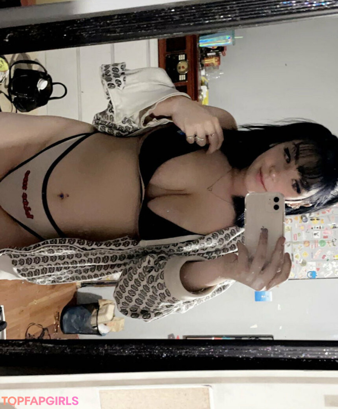 Foto desnuda filtrada de OnlyFans de Crystallhub #6 Foto desnuda filtrada de OnlyFans de Crystallhub #6