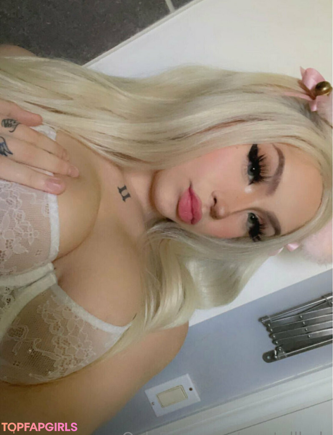 Foto desnuda filtrada de OnlyFans de Crystallhub #92 Foto desnuda filtrada de OnlyFans de Crystallhub #92