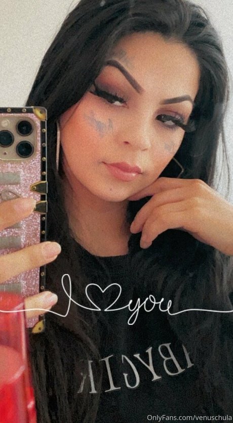 Foto desnuda filtrada de OnlyFans de Venuschula