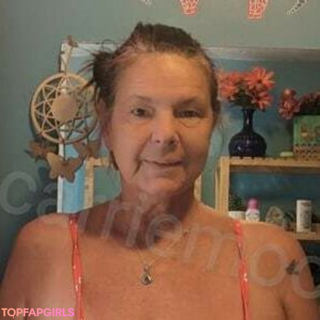Foto desnuda filtrada de OnlyFans de Carrie Moon #27 Foto desnuda filtrada de OnlyFans de Carrie Moon #27